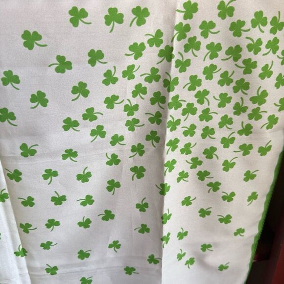 Brendan IRELAND Scarf Irish Shamrock Celtic Souvenir Clover - Picture 5 of 5